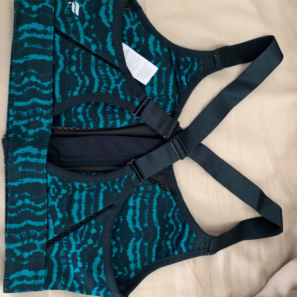 Fabletics Zoe High Impact Bra - Small